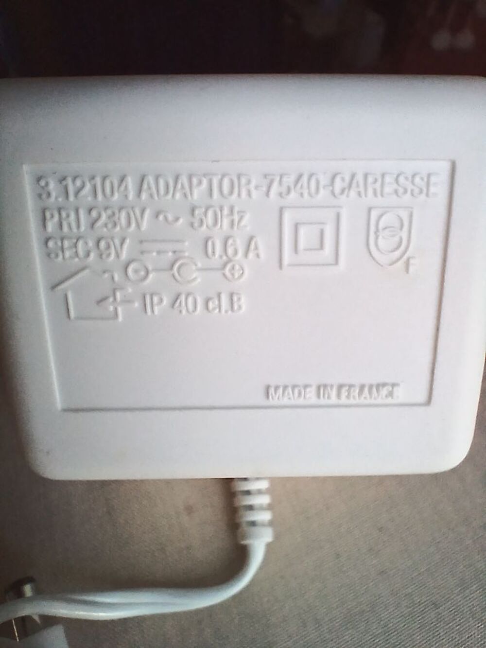 EPILATEUR "CARESSE" de "CALOR" + TROUSSE DE TRANSPORT Electrom�nager