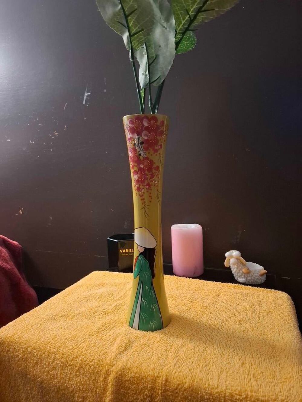 Vase &eacute;lanc&eacute; en c&eacute;ramique peint &agrave; la main Décoration