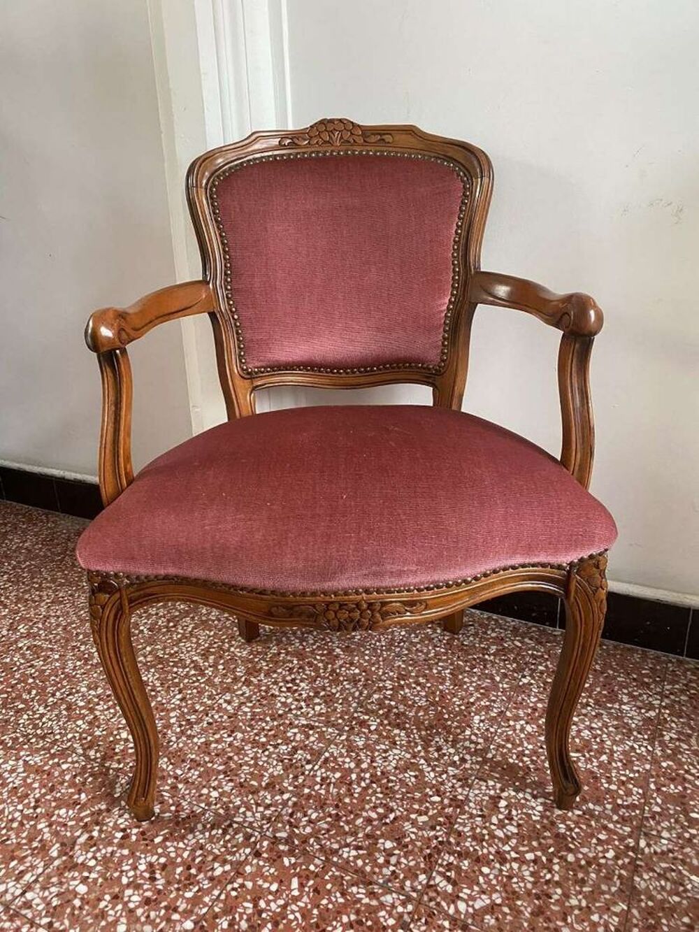 Fauteuil style Louis XVI Meubles