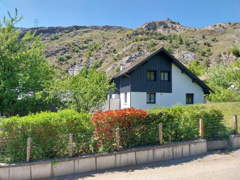   Maisone � Saint-Michel-de-Maurienne. Maison - 7 pi�ce(s) - 153 m�