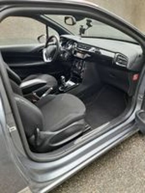 DS3 VTi 120 Airdream So Chic 2011 occasion 04400 Barcelonnette