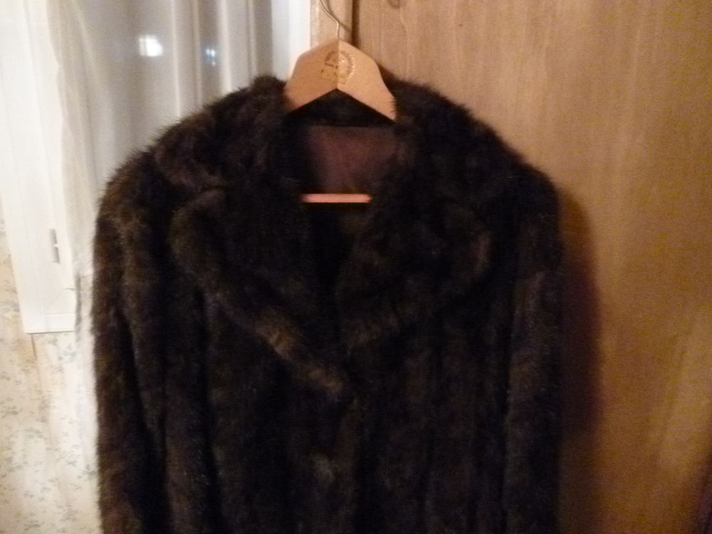 manteau de vison brun clair bon etat Vêtements