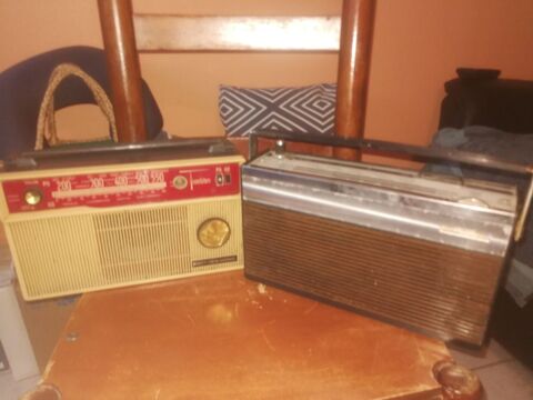 2 anciennes radios 1 Le Creusot (71)