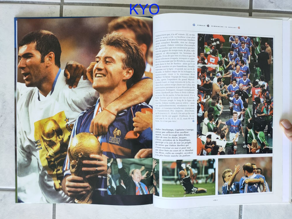 Coupe du monde 98 Le livre souvenir Zin&eacute;dine Zidane football Livres et BD