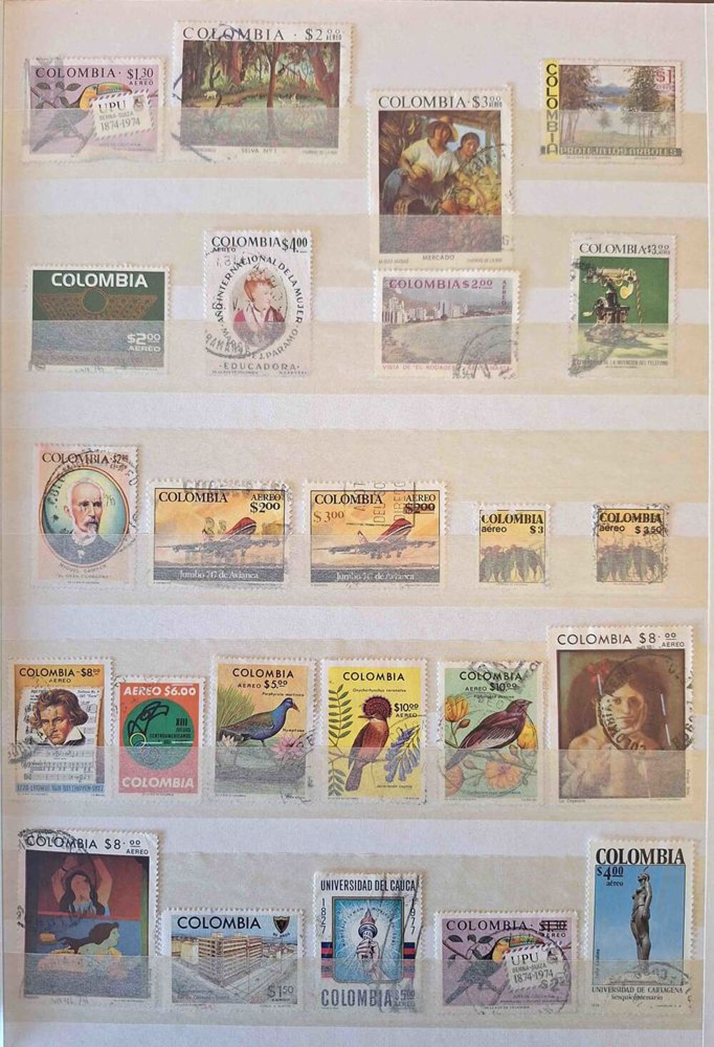 S&eacute;rie de timbres de collection de Colombie 