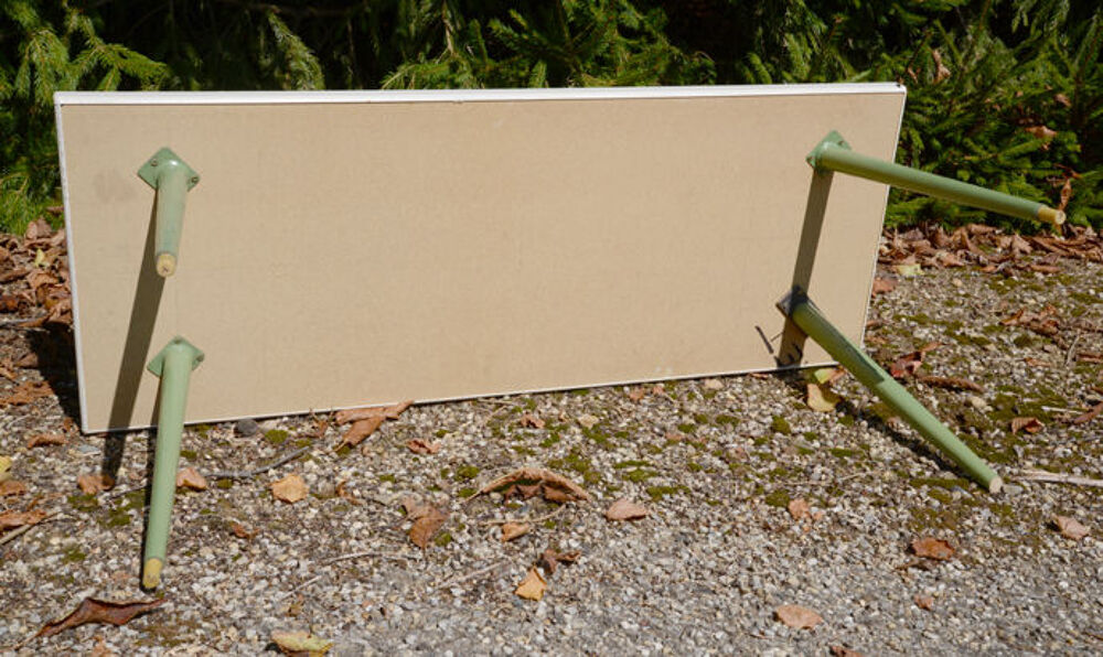 Table basse en bois de fabrication artisanale Meubles