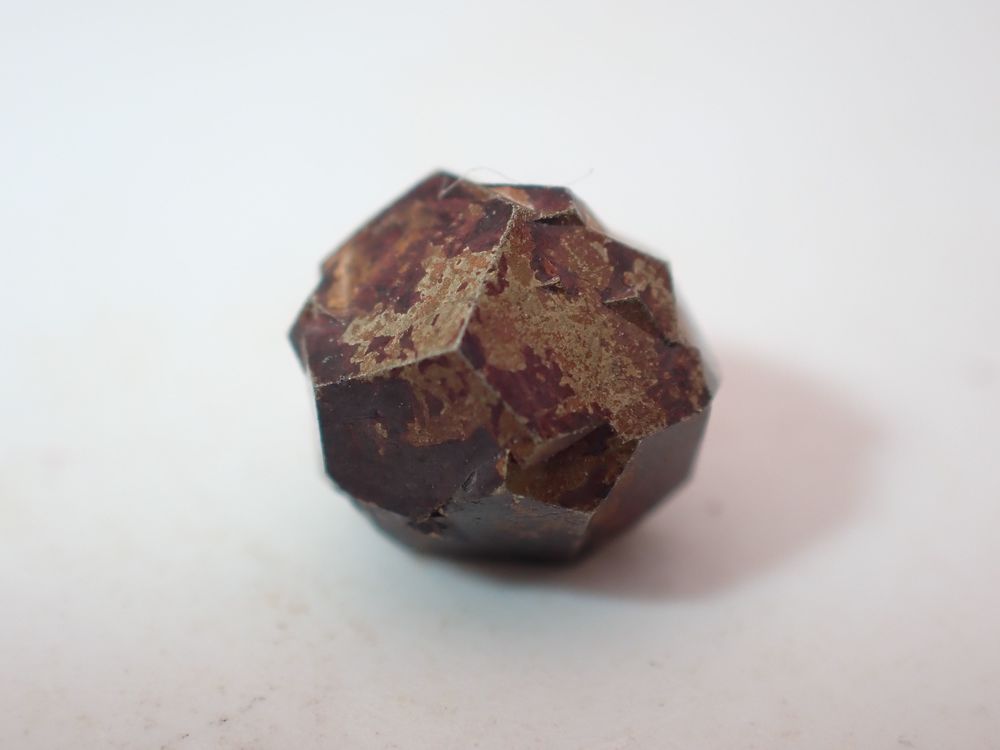 Cristal de Pyrite , Les Landes France 0,44gr 6 x 6 x 5 mm 