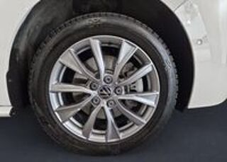 MULTIVAN Multivan Long 1.4 eHybrid 218 DSG6 Style 2022 occasion 38440 Saint-Jean-de-Bournay