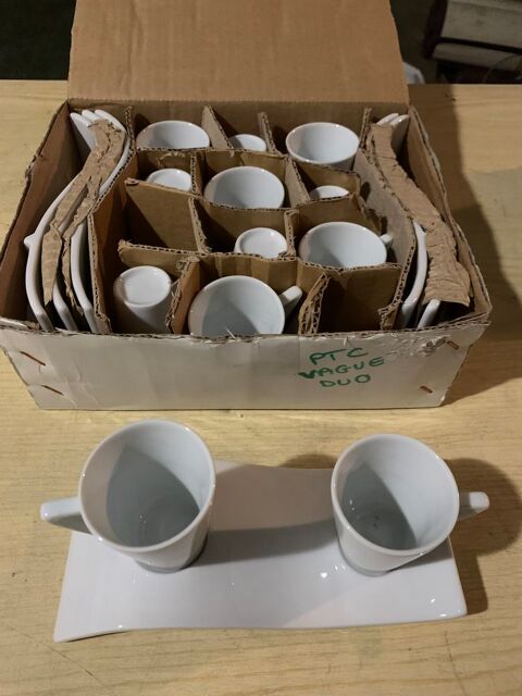 Service a café 15 Paris 10 (75)