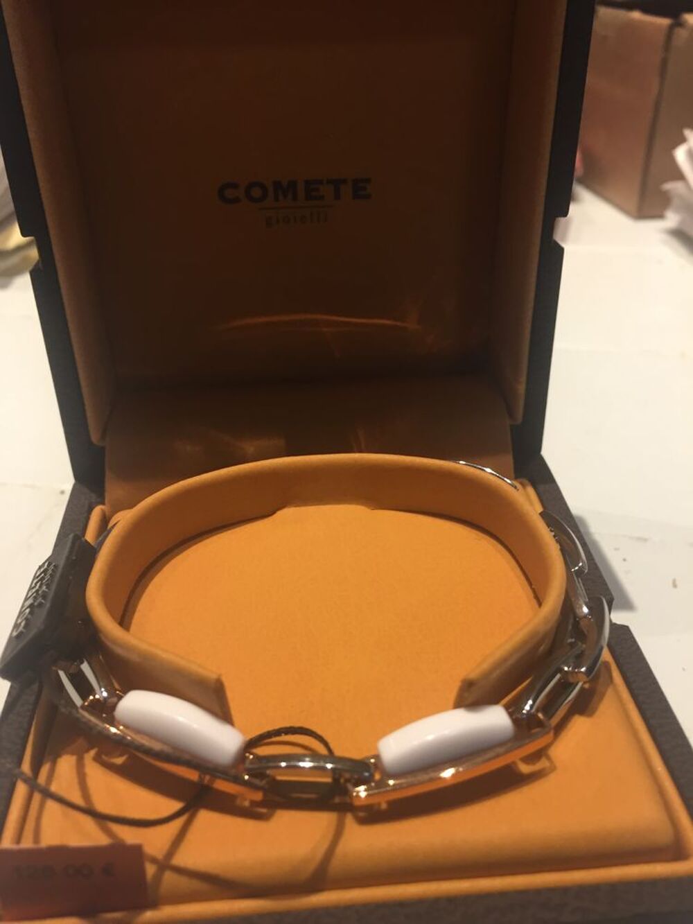 bracelet marque com&egrave;te UBR 268 Bijoux et montres