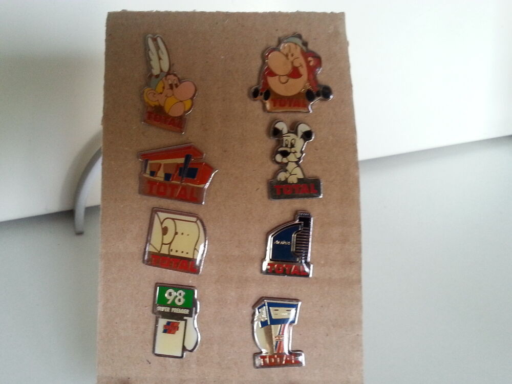 Pin's TOTAL - N&deg; 800
