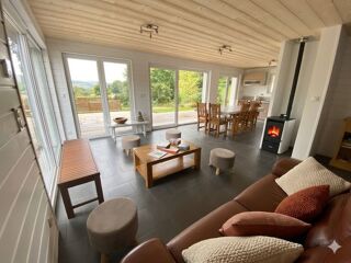  Chalet � vendre 8 pi�ces 230 m�