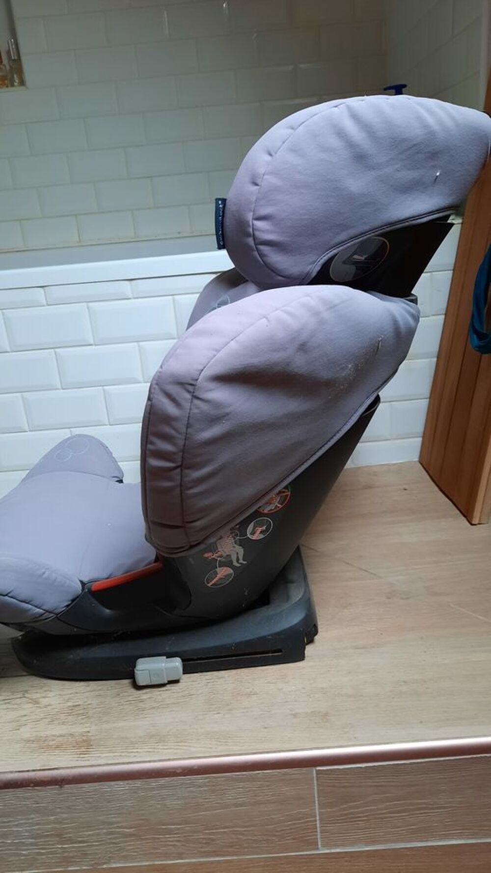 Siege auto b&eacute;b&eacute; Puériculture