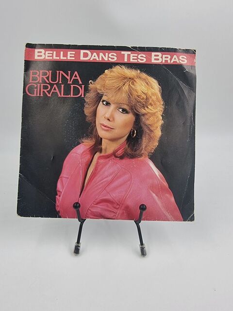 Vinyle 45 tours Bruna Giraldi : Belle dans tes Bras  2 Vulbens (74)