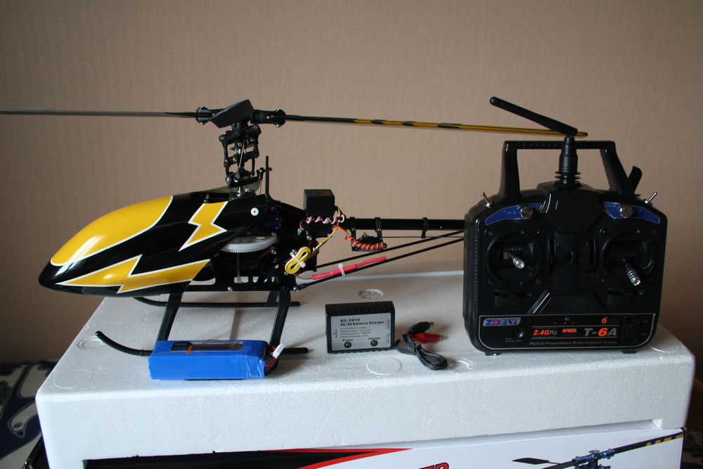 H&eacute;licopt&egrave;re mod&egrave;le r&eacute;duit radiocommand&eacute; type 450 Jeux / jouets