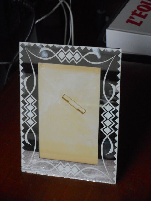 Cadre photo en verre � poser 25 Nieuil-l'Espoir (86)