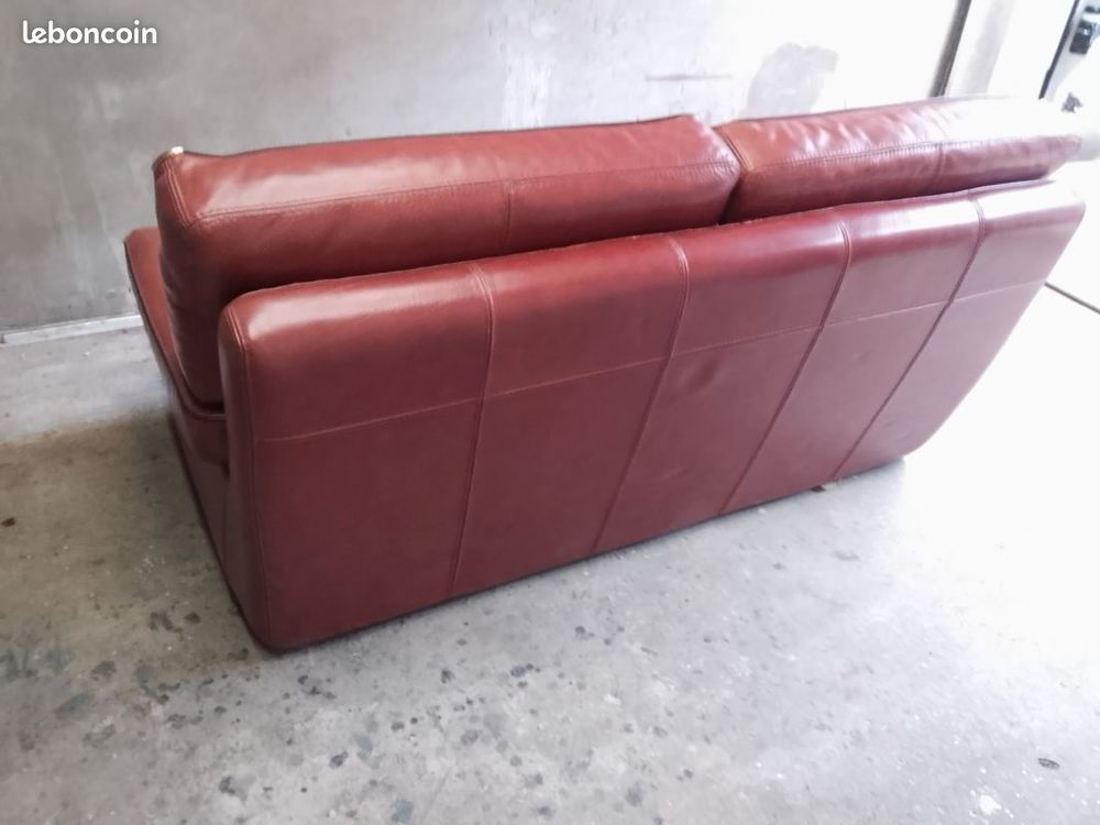 Brade ce superbe canap&eacute; 3 places en cuir pleine fleur tbe Meubles