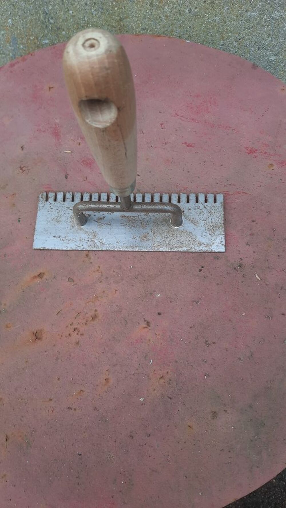 Grattoir &agrave; pl&acirc;tre Bricolage