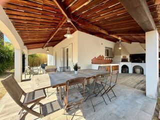  Villa à vendre 5 pièces 150 m² 