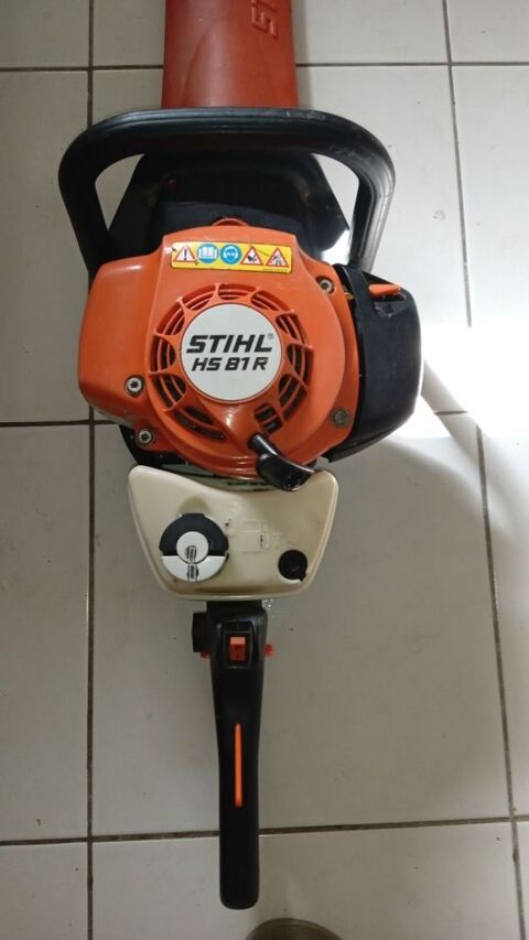 taille haie STIHL HR 81 r 250 Montpellier (34)