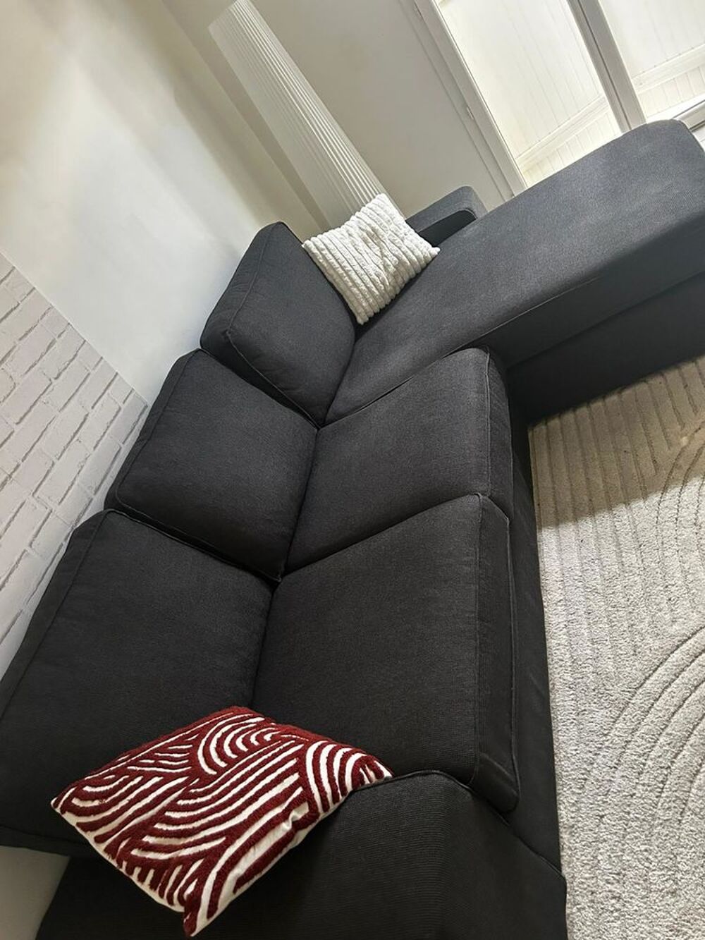 CANAPE SERIE KIVIK DE IKEA - MERIDIENNE ET TAPIS COMPRIS Meubles