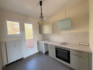  Appartement à louer 3 pièces 64 m²