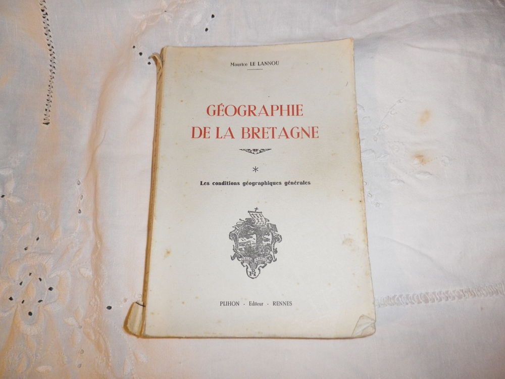 BRETAGNE-LE LANNOU-GEOGRAPHIE DE LA BRETAGNE-LIVRE ANCIEN XX Livres et BD