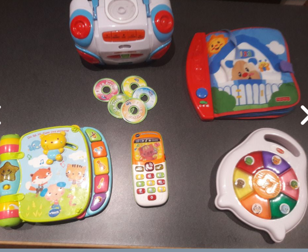 Jeux sonores Vtech et Fisher price Jeux / jouets