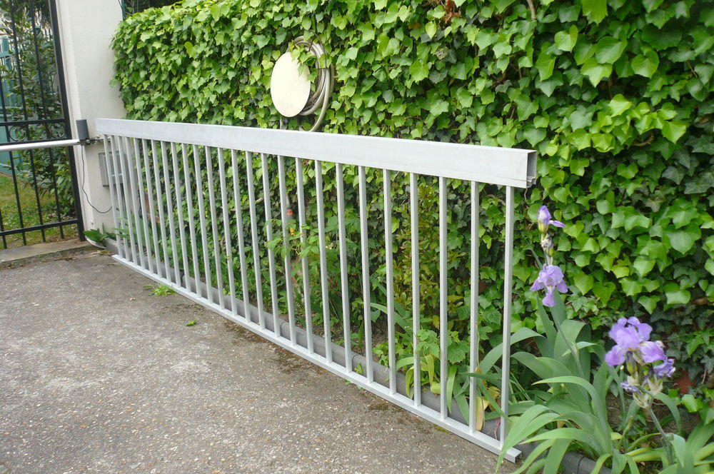 Garde-corps, barri&egrave;re, balustrade en aluminium Jardin