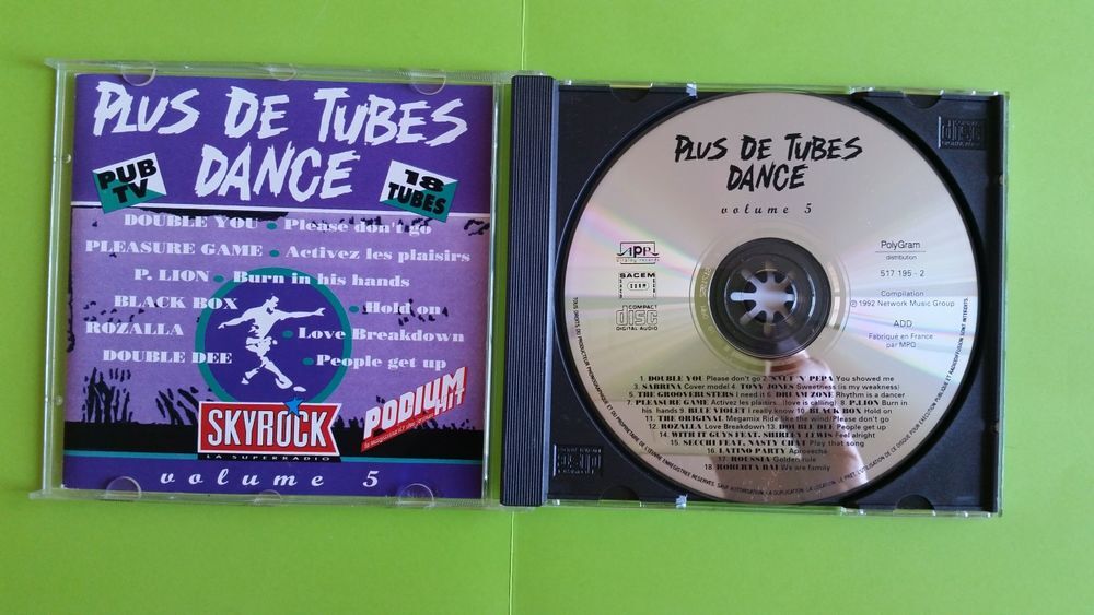 PLUS DE TUBES DANCE VOL.5 * CD CD et vinyles