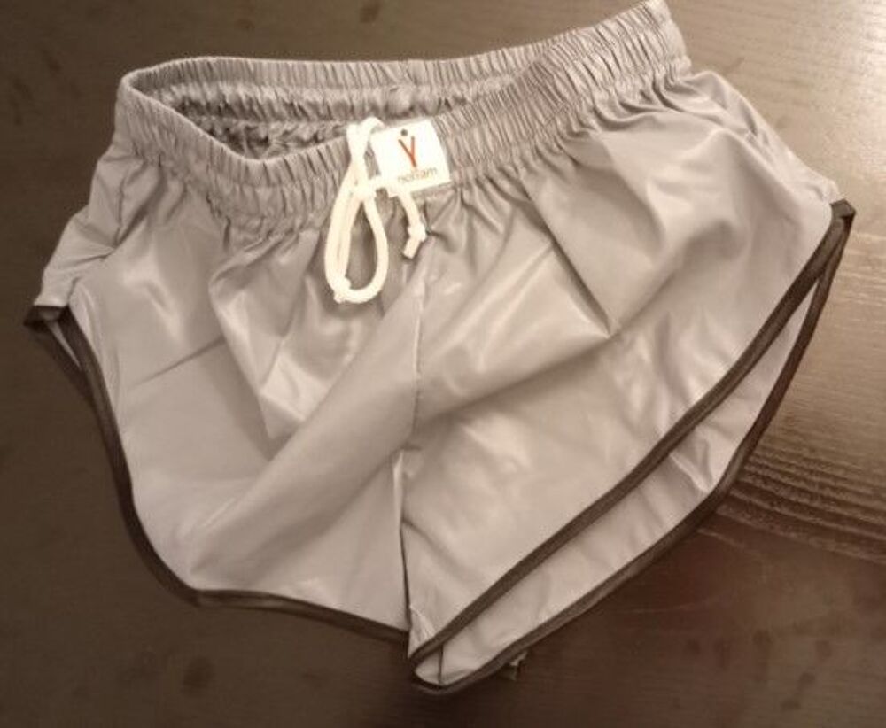 Short vintage nylon polyamide Gris/Noir 4F1 3 sizes S-M-L Vêtements