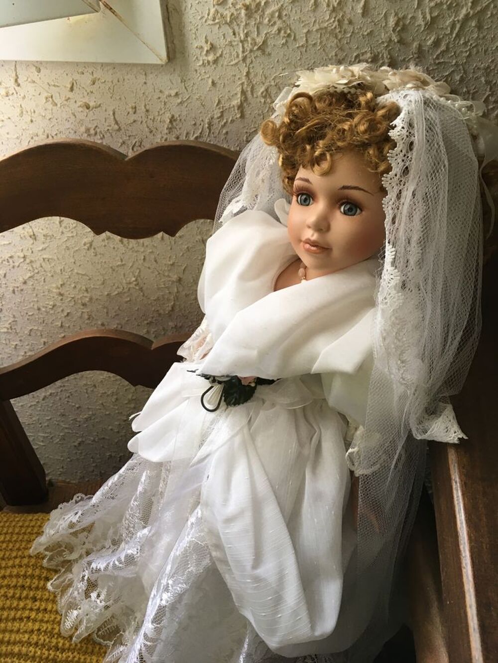 Poup&eacute;e porcelaine v&eacute;ritable mari&eacute;e Décoration