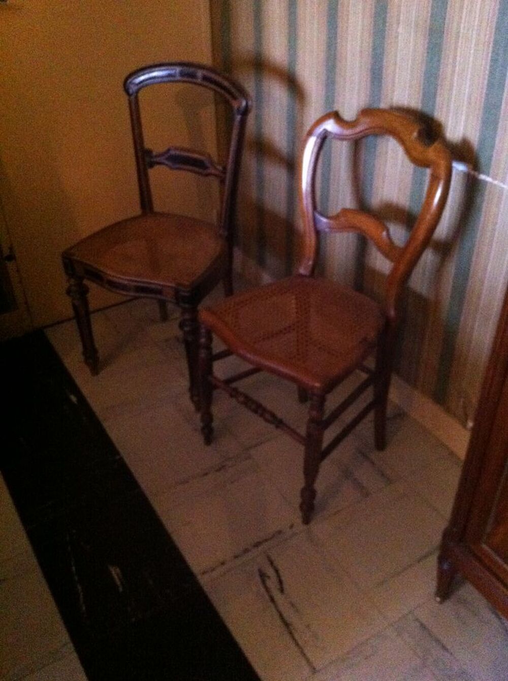 2 chaises Napol&eacute;on cann&eacute;es Meubles