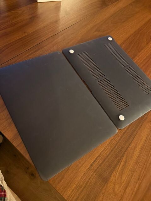 MacBook Air A2179 (2020) 490 Ytrac (15)