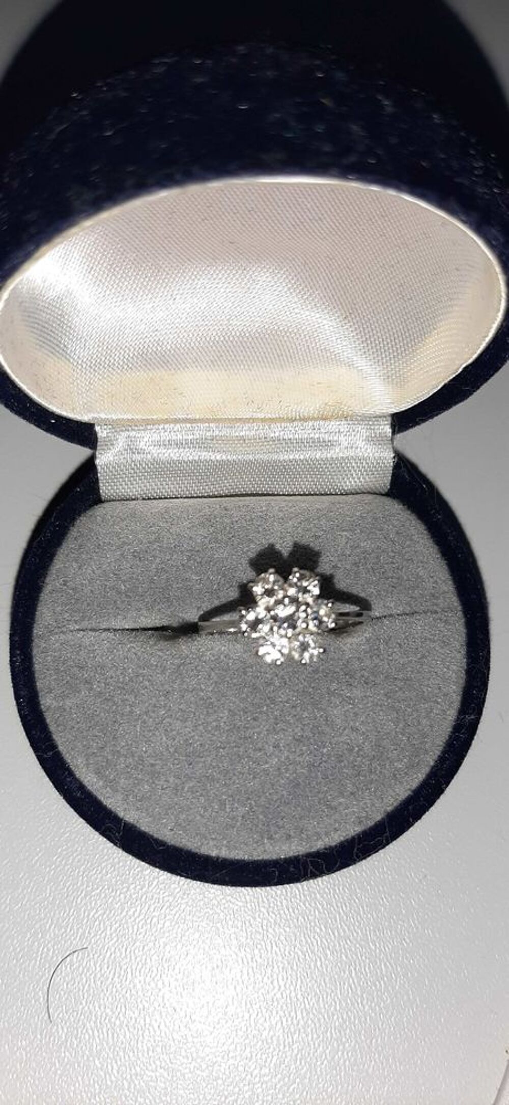 magnifique bague or et diamants Bijoux et montres