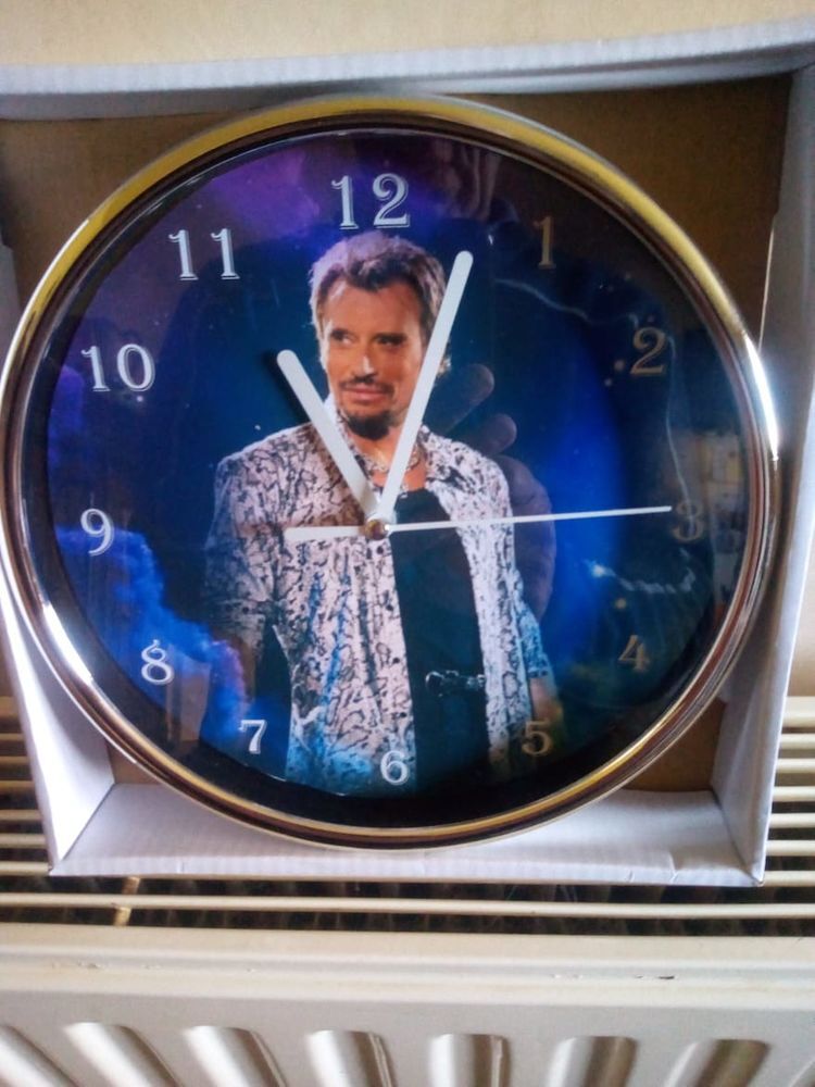 Horloge Ronde Néon Johnny Hallyday – Rouge – STC – Neuve Sous Blister