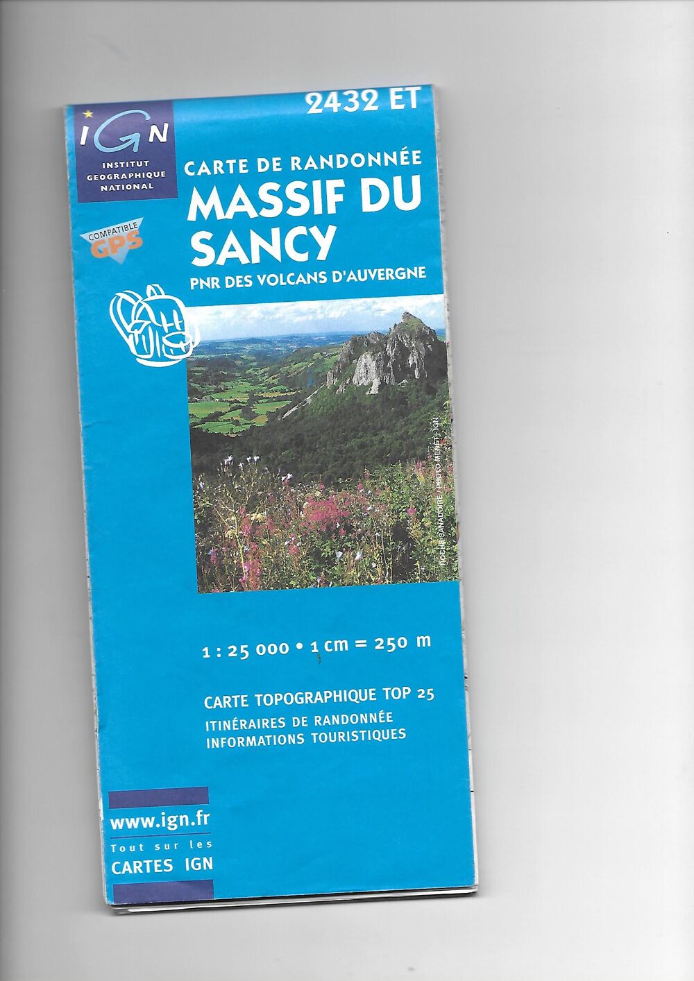 Cartes de randonn&eacute;es des VOLCANS D'AUVERGNE Sports