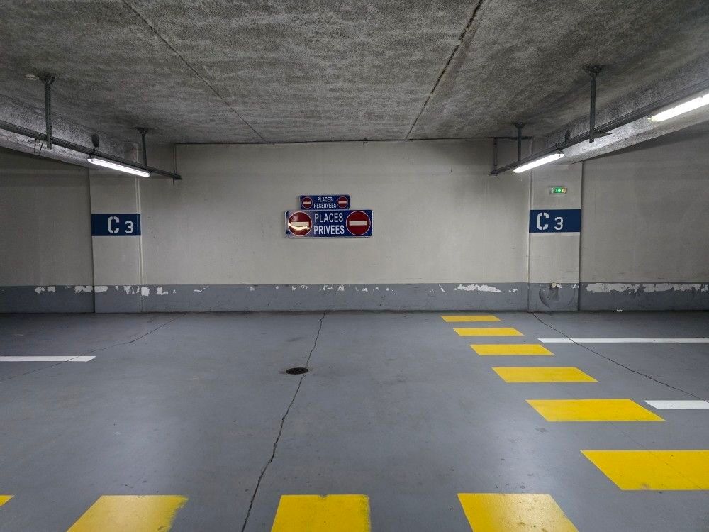Vente Parking/Garage CESSION DROIT D'OCCUPATION - PARKING PERRINON - FORTDEFRANCE Fort-de-france