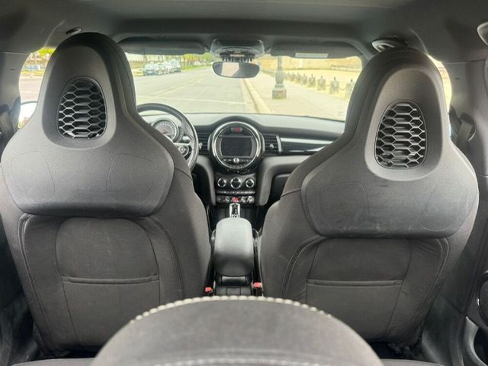 Cooper Hatch 5 Portes 136 ch BVA7 Finition John Works 2018 occasion 75015 Paris