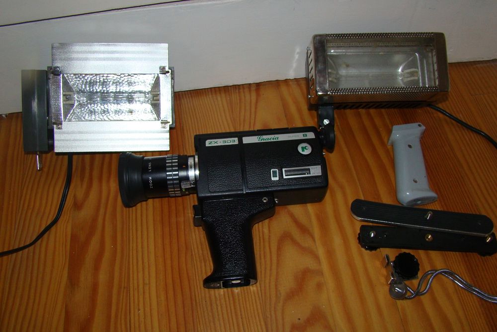 Cam&eacute;ra super 8 GRACIA ZX 303 accessoires KOBOLD vintage 1970 Photos/Video/TV