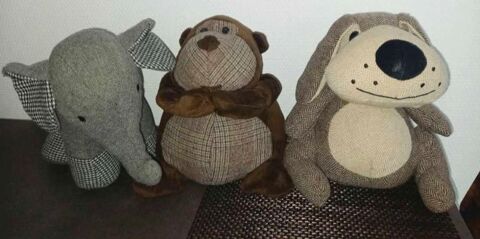 trois cales portes 12 Fougerolles-du-Plessis (53)