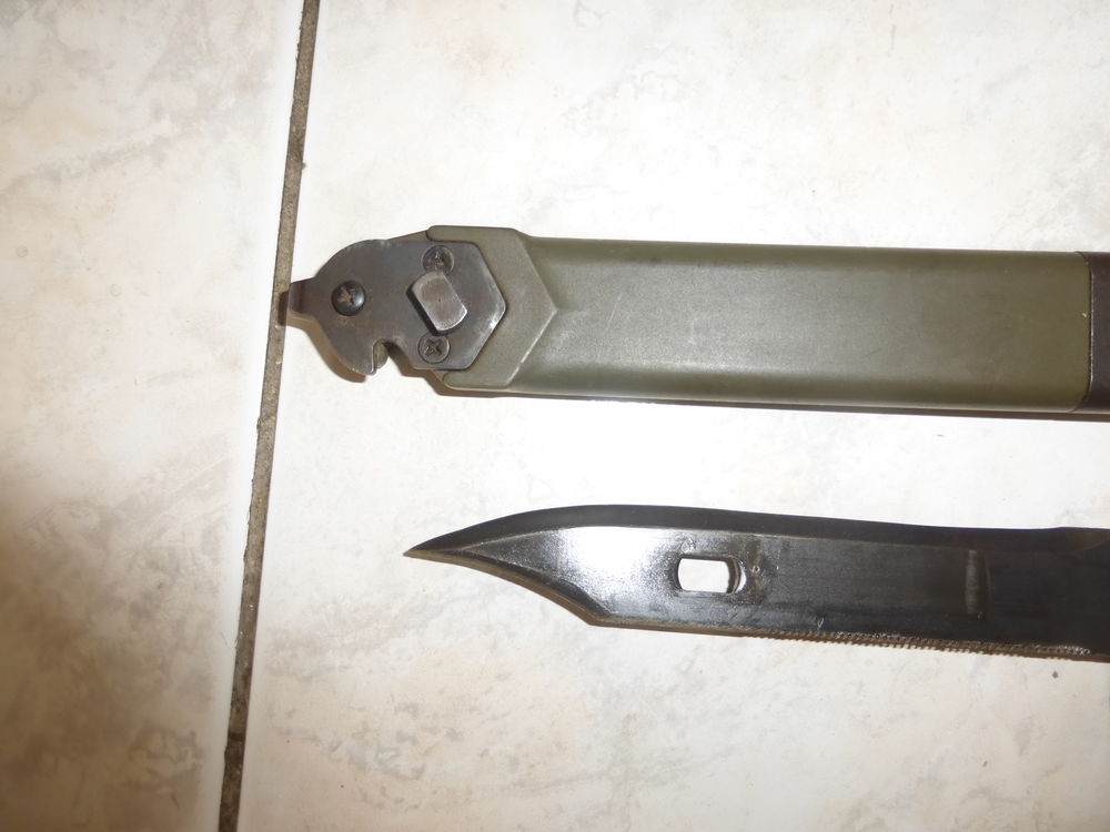 Baionnette KCB 77 OTAN verte 
