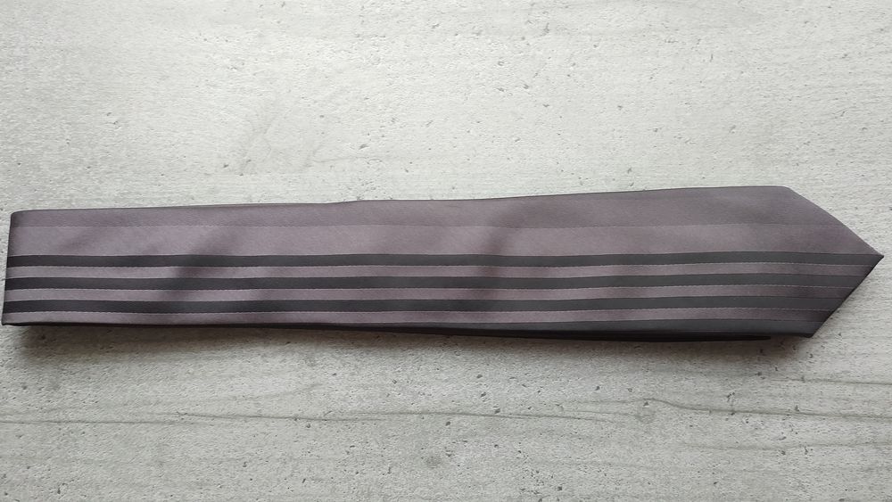 Cravate Brice - Gris Anthracite &agrave; Larges Rayures Gris Fonc&eacute; Vêtements