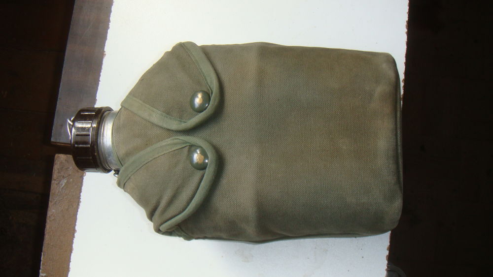 gourde militaire 