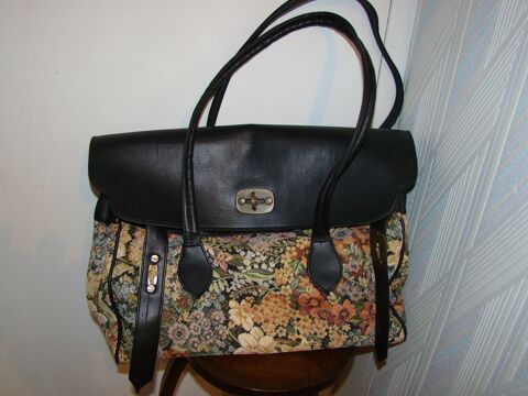 Ancien sac de voyage / week-end  en tapisserie vintage 1960 40 Gargenville (78)