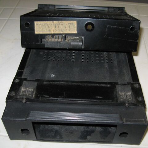 BOITIERS POUR POSTE AUTORADIO 5 Balma (31)