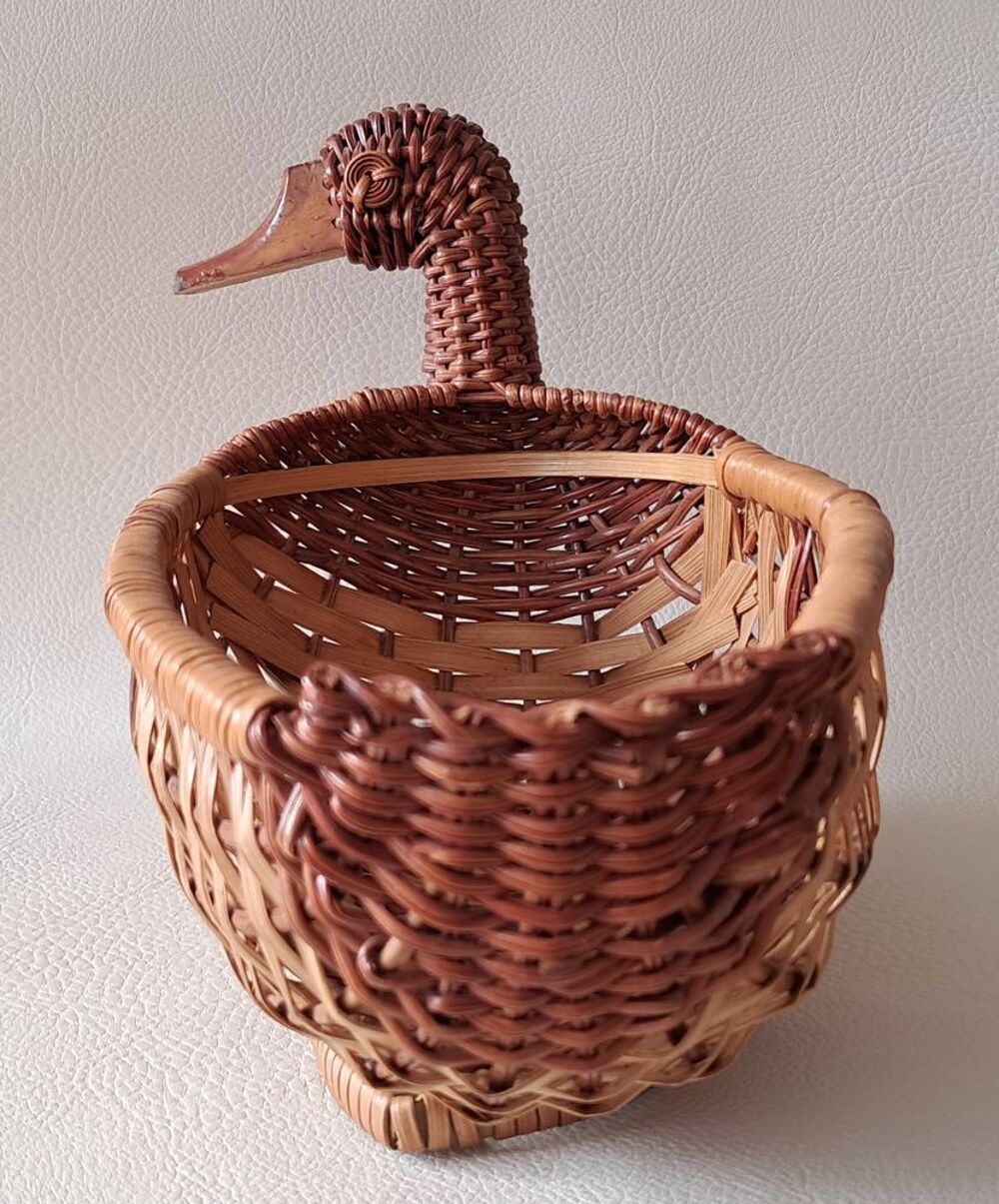 panier &agrave; pain pani&egrave;re corbeille en rotin et osier tress&eacute; Décoration