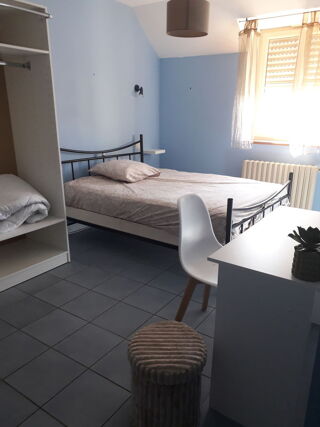  Colocation à louer 6 pièces 150 m²