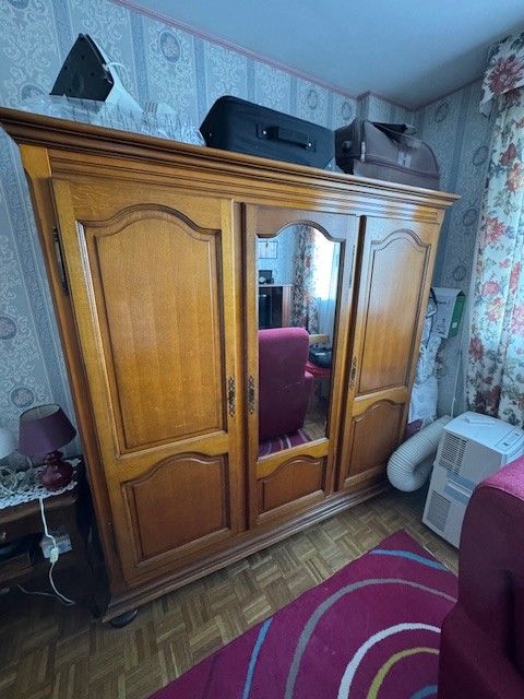 Armoire 150 Paris 15 (75)