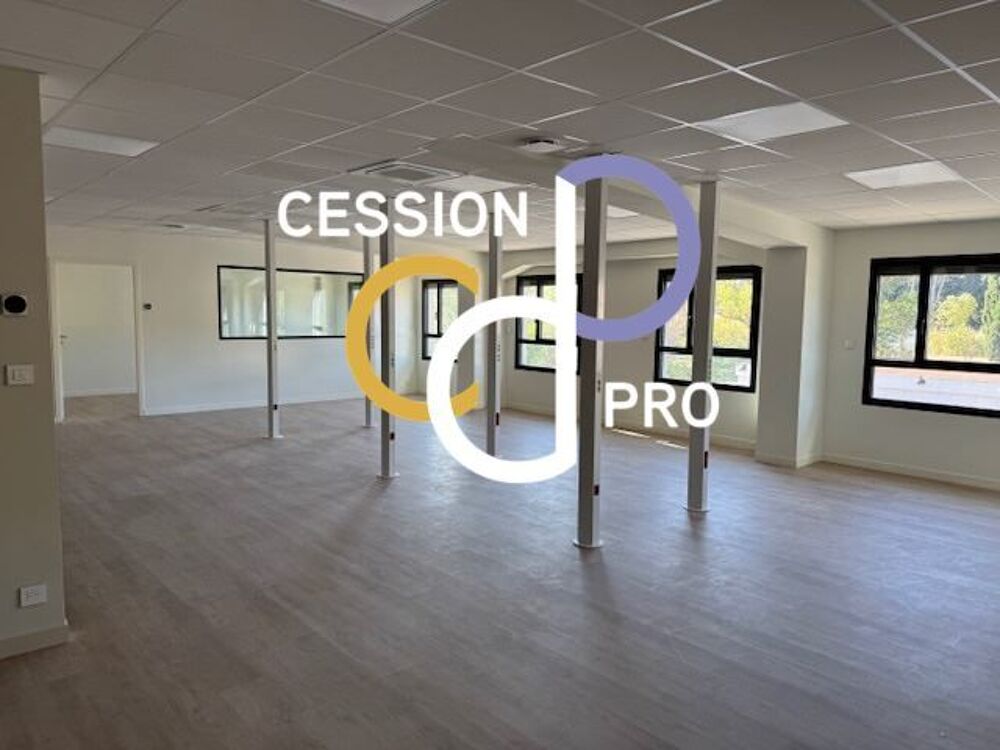   BATIMENT DE 300 M2 AVEC BUREAUX ET STOCKAGE A LOUER A SAINT-REMY-DE-PROVENCE 